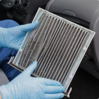 Грязный угольный салонный фильтр:  почему это опасно для здоровья и вредно для автомобиля